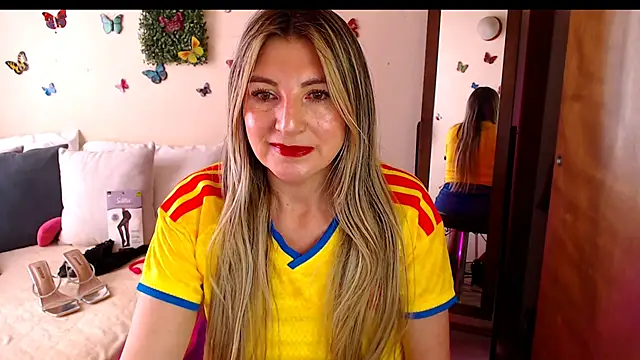 Snapshot of Jolie-Mature chatting on June 2026 08:47:01 PM Jolie-Mature online show from June 2026 08:47:01 PM