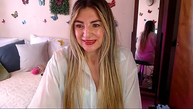 Snapshot of Jolie-Mature chatting on July 2026 08:49:02 PM Jolie-Mature online show from July 2026 08:49:02 PM