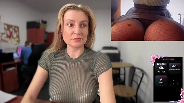 Snapshot of legsLONG chatting on January 2025 07:33:02 AM legsLONG online show from January 2025 07:33:02 AM