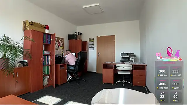 Snapshot of legsLONG chatting on March 2025 11:16:01 AM legsLONG online show from March 2025 11:16:01 AM