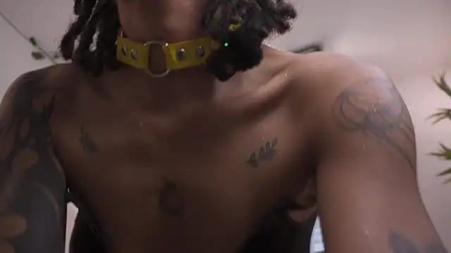 Snapshot of Cooper-Reds chatting on November 2025 06:41:02 PM Cooper-Reds online show from November 2025 06:41:02 PM