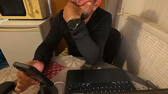 TigerOne19 online show from May 2026 05:09:01 PM
