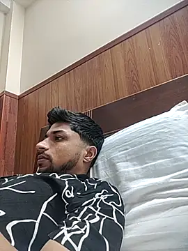 Snapshot of _IRRESISTIBLE_ chatting on October 2025 02:03:01 PM IRRESISTIBLE online show from October 2025 02:03:01 PM