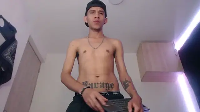 Samuel Suarez online show from March 2025 11:49:01 PM