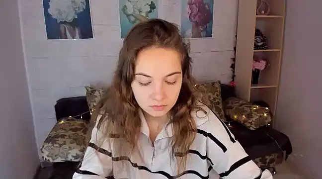 KristinaLoison online show from December 2024 04:14:02 PM