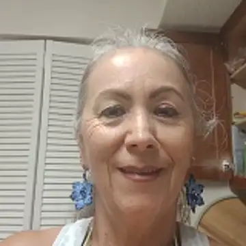 Snapshot of EvaRobinson chatting on May 2026 05:42:01 PM EvaRobinson online show from May 2026 05:42:01 PM