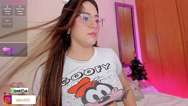 Snapshot of olivia__s chatting on December 2024 03:03:01 AM olivia s online show from December 2024 03:03:01 AM