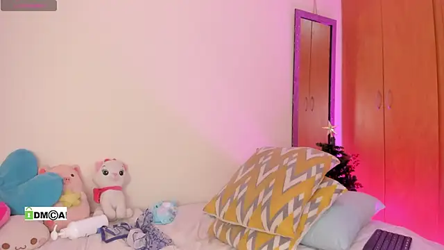 Snapshot of olivia__s chatting on January 2025 03:50:02 AM olivia s online show from January 2025 03:50:02 AM