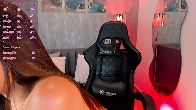 Snapshot of MelanieHudson_ chatting on December 2024 03:45:02 AM MelanieHudson online show from December 2024 03:45:02 AM