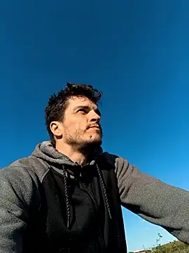 HeteroOli online show from March 2026 04:18:02 PM