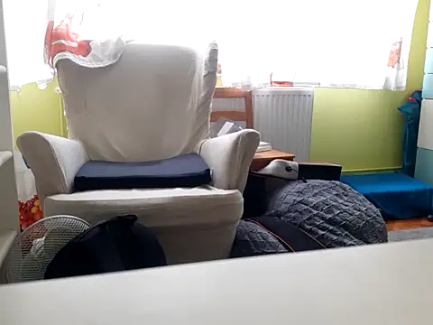 feathersify online show from September 2025 07:41:01 AM