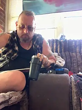 Littledick007007 online show from May 2026 04:28:01 PM