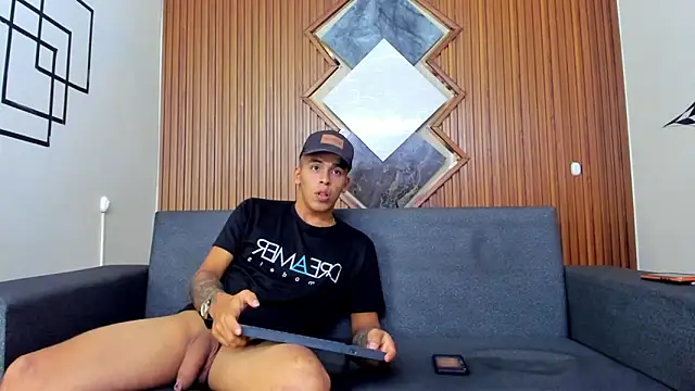 Snapshot of yeckodream chatting on March 2025 06:49:01 AM yeckodream online show from March 2025 06:49:01 AM