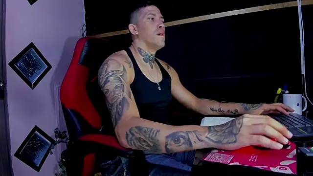 Snapshot of yeckodream chatting on April 2026 04:41:01 AM yeckodream online show from April 2026 04:41:01 AM