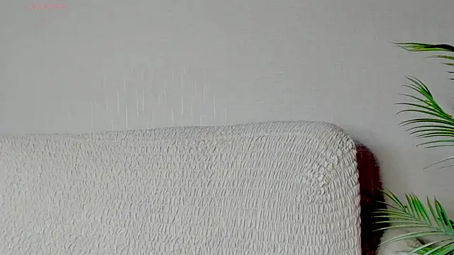 Ana Peachy  online show from June 2026 01:02:02 PM