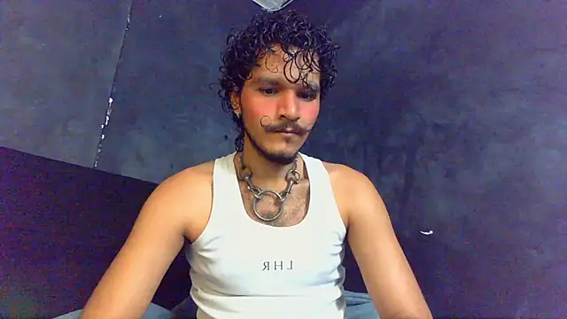 Snapshot of die_mond chatting on April 2026 04:44:02 PM die mond online show from April 2026 04:44:02 PM