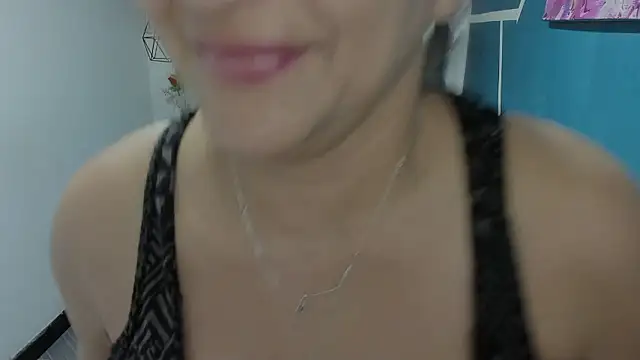 MarilynMiilf  online show from December 2024 11:13:02 PM