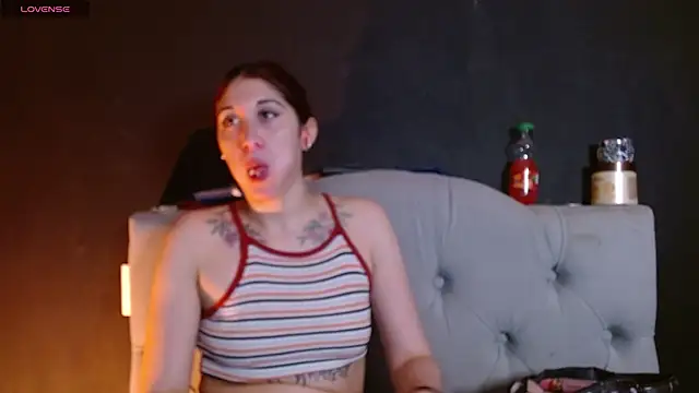 Red-moon1 online show from February 2026 04:55:01 AM