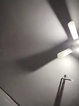 Snapshot of thickcocklatino chatting on January 2025 06:31:01 PM thickcocklatino online show from January 2025 06:31:01 PM