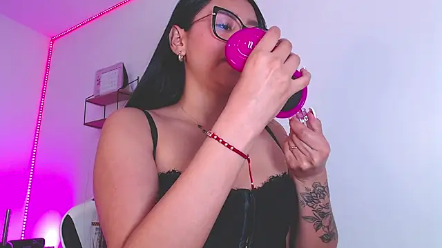 Snapshot of sweeet_amy chatting on September 2025 03:03:02 PM sweeet amy online show from September 2025 03:03:02 PM