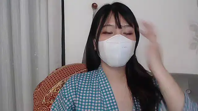 Snapshot of Onee-Chew chatting on December 2024 08:55:02 PM Onee-Chew online show from December 2024 08:55:02 PM