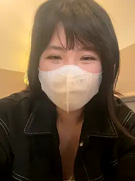 Onee-Chew online show from November 2025 08:59:02 AM