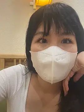 Onee-Chew online show from December 2025 10:20:02 AM