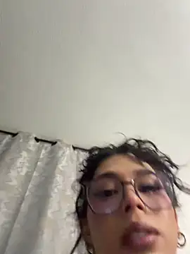 Samantha Bernardo online show from May 2026 03:25:01 AM
