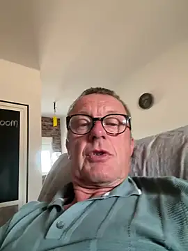 Snapshot of kempsilk chatting on June 2026 05:22:01 PM kempsilk online show from June 2026 05:22:01 PM