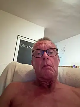 Snapshot of kempsilk chatting on June 2026 08:03:01 PM kempsilk online show from June 2026 08:03:01 PM