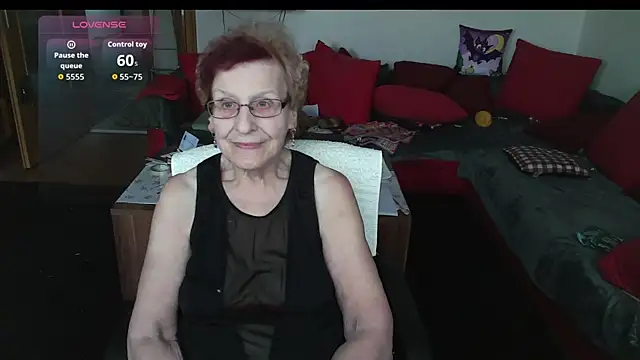 HeisseomaOriginal online show from October 2025 08:26:01 AM