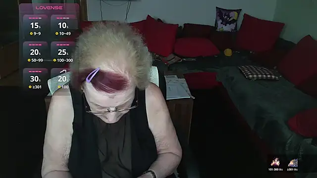 HeisseomaOriginal online show from November 2025 08:20:01 AM