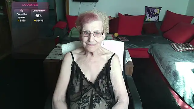 HeisseomaOriginal online show from May 2026 07:04:02 AM