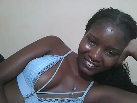 Snapshot of sexyjanett chatting on May 2026 05:19:02 PM sexyjanett online show from May 2026 05:19:02 PM