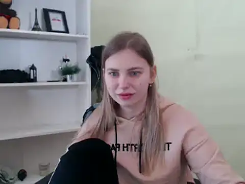 klerkarina online show from February 2025 09:41:01 AM