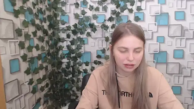 klerkarina online show from February 2025 09:00:01 AM