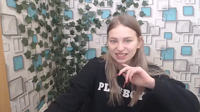 klerkarina online show from March 2025 05:40:01 AM