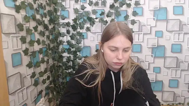 klerkarina online show from March 2025 09:23:01 AM