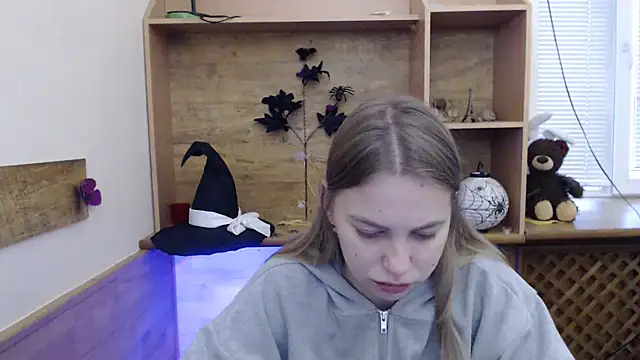 klerkarina online show from November 2025 06:23:01 AM