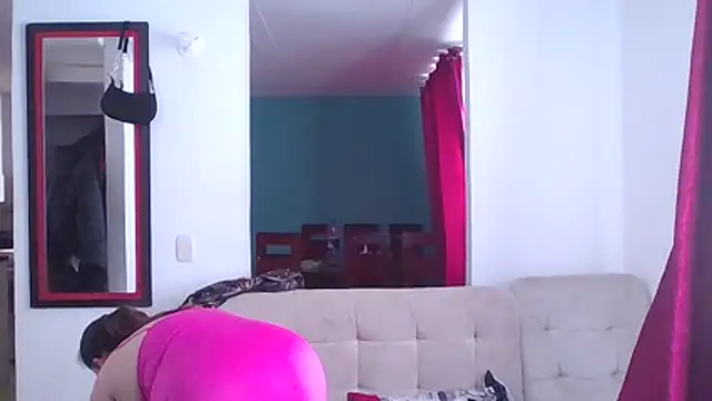 Diana Lozano online show from April 2026 06:44:02 PM