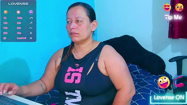 Diana Lozano online show from May 2026 03:45:02 AM