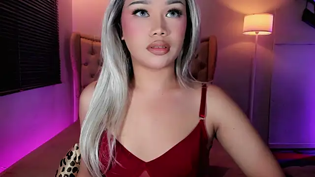 Snapshot of BoaHancockx chatting on December 2025 05:43:02 PM BoaHancockx online show from December 2025 05:43:02 PM