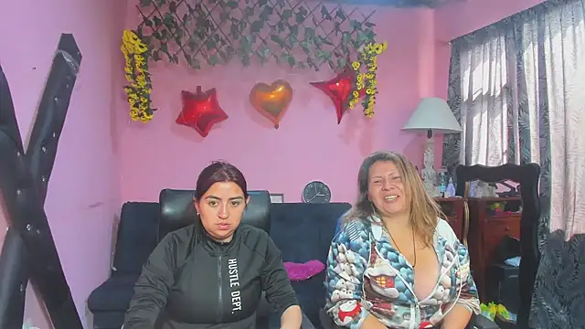 lesbiancuple online show from February 2026 02:57:01 PM
