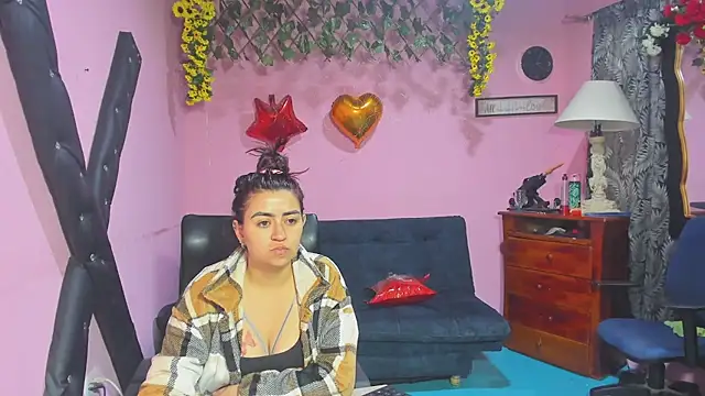 Snapshot of lesbiancuple chatting on March 2026 11:49:01 AM lesbiancuple online show from March 2026 11:49:01 AM