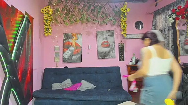 Snapshot of lesbiancuple chatting on April 2026 11:58:01 AM lesbiancuple online show from April 2026 11:58:01 AM