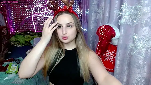 Snapshot of Careys_universe chatting on December 2024 03:29:02 AM Careys universe online show from December 2024 03:29:02 AM