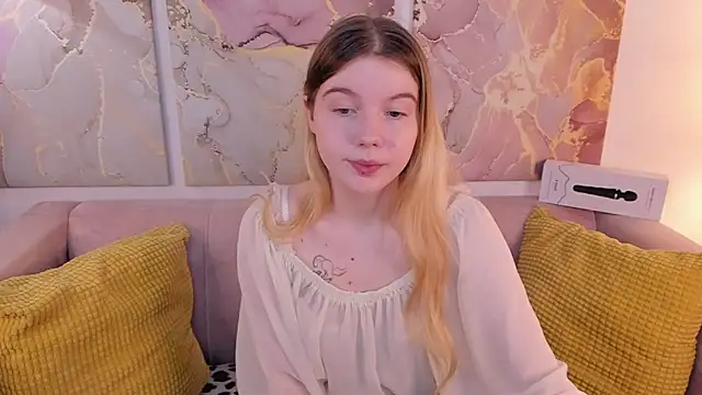 Snapshot of ohmyJuliet chatting on January 2025 02:29:01 AM ohmyJuliet online show from January 2025 02:29:01 AM