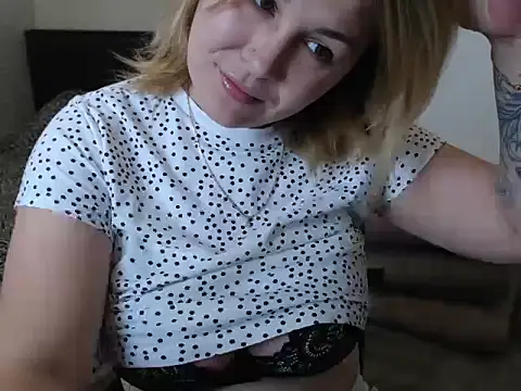 leeilawow online show from May 2026 06:20:01 AM