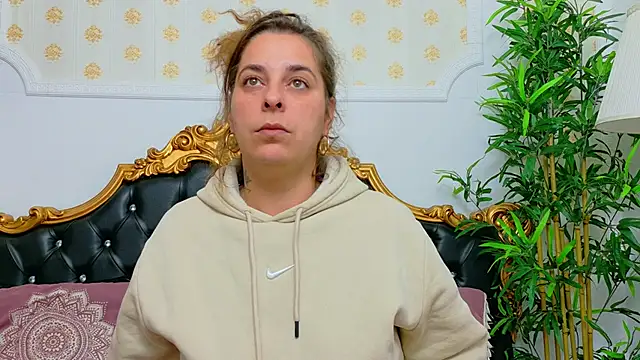 KarinaNoir online show from May 2026 04:06:02 AM