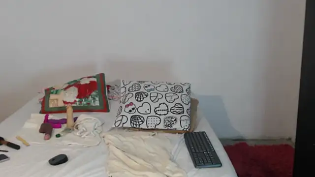 Snapshot of Dulce_Anita chatting on January 2025 05:24:01 AM Dulce Anita online show from January 2025 05:24:01 AM